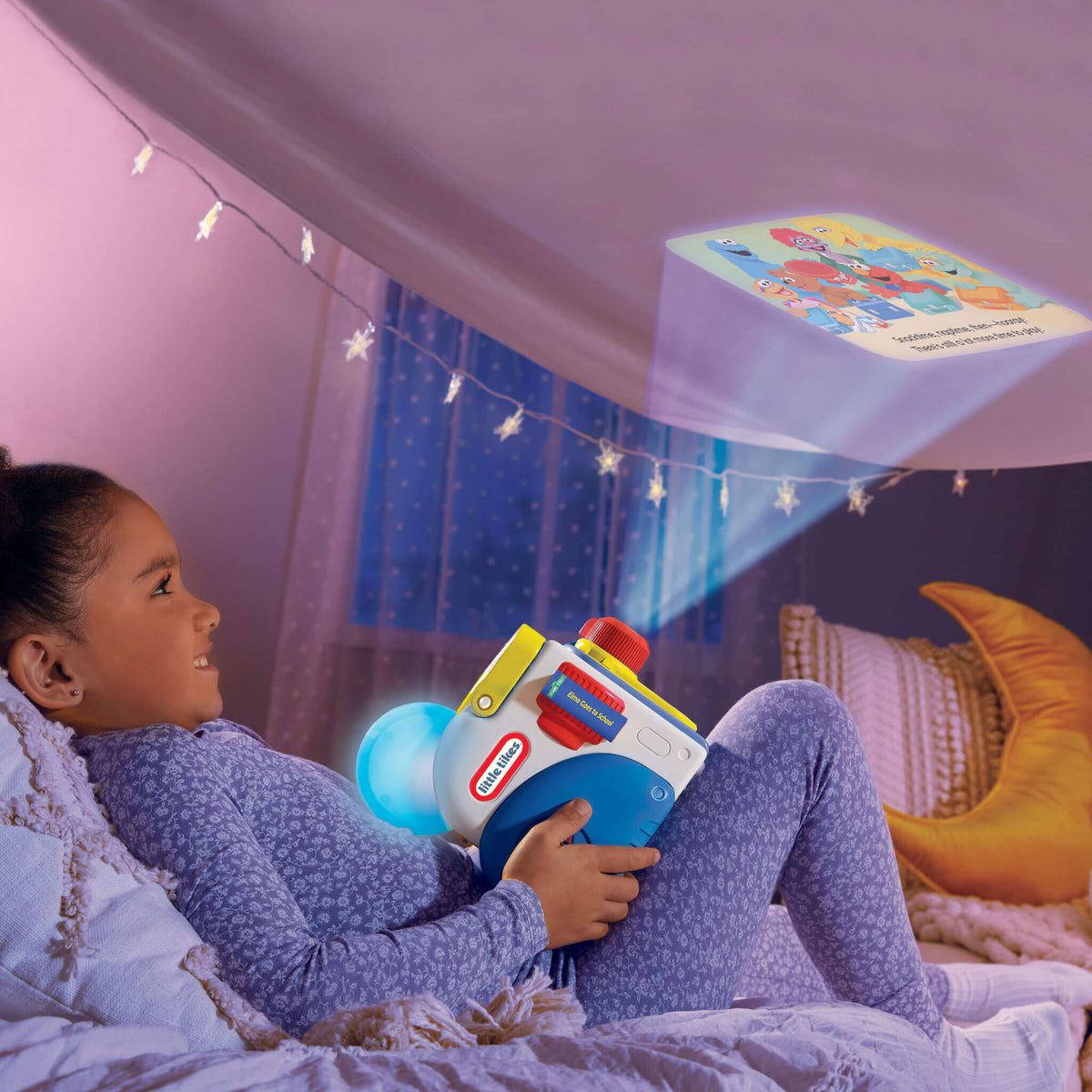 Story Dream Machine™ Sesame Street® Cookie Monster & Friends Collection
