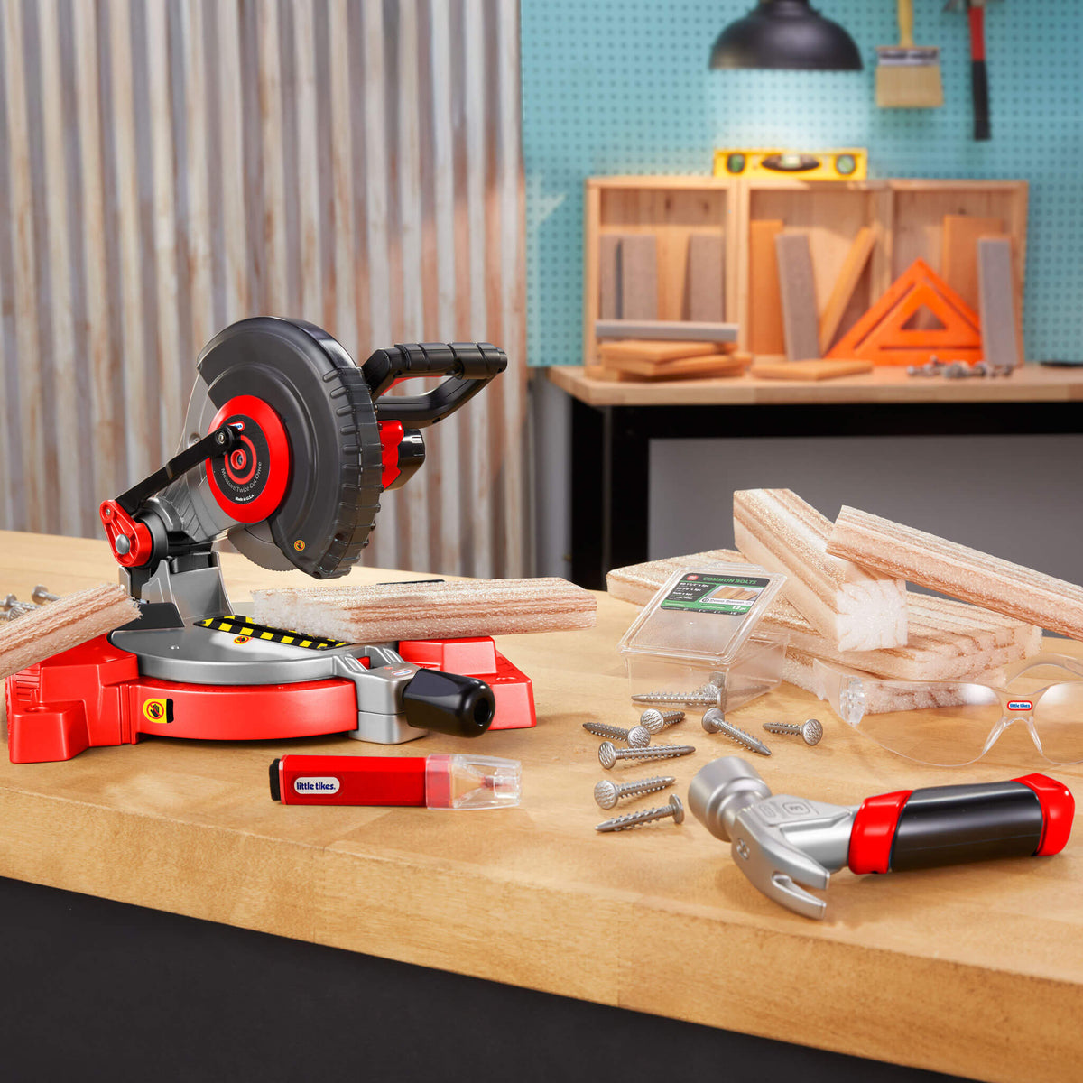 Creative Construction™ Power Cuts Set